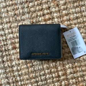 MICHAEL Michael Kors Jet Set Carryall Wallet
